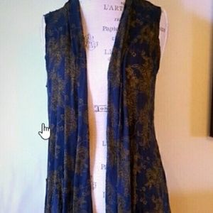 Chalet sleeveless hooded  tunic vest XL